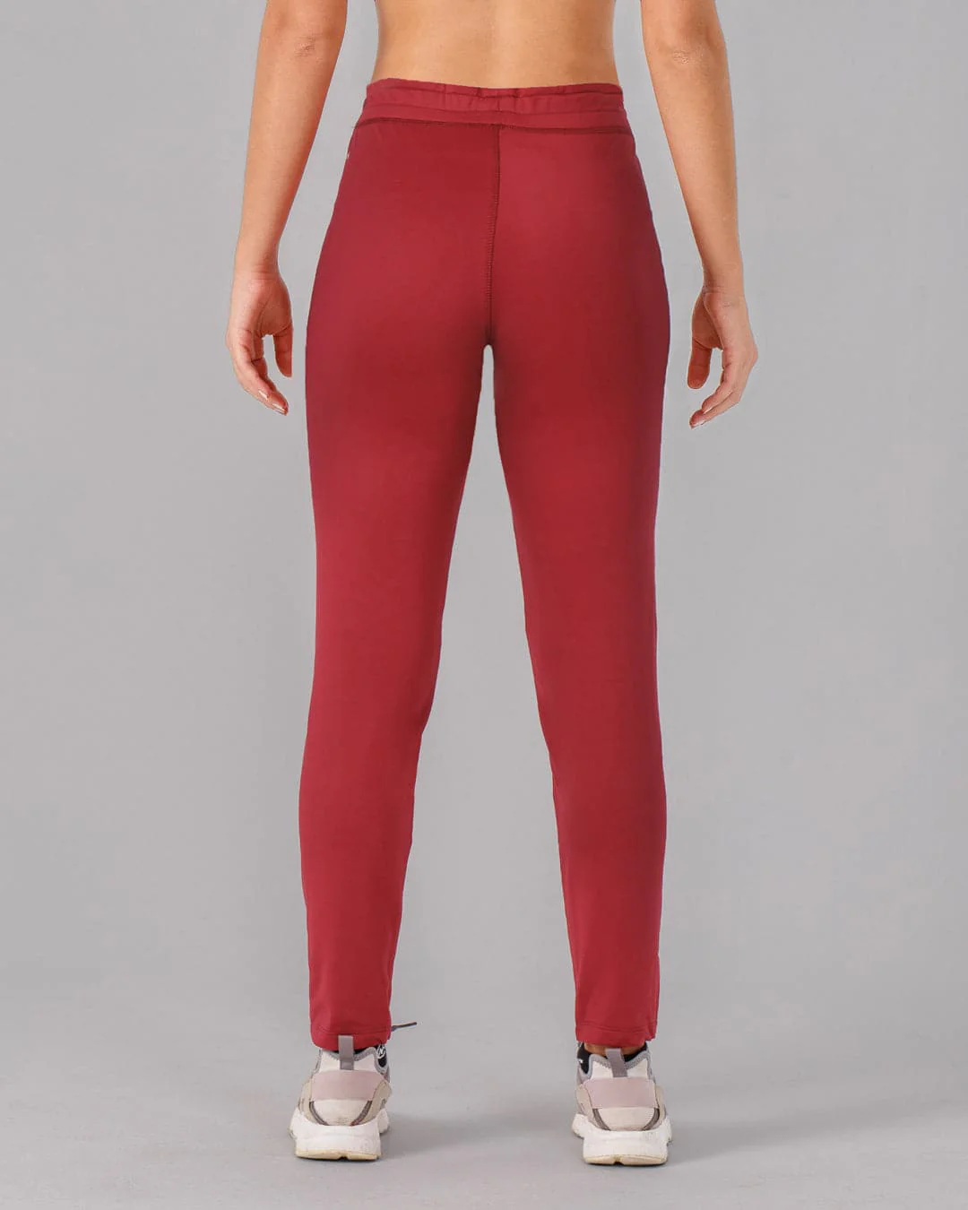 Essential Jogger - Image 7